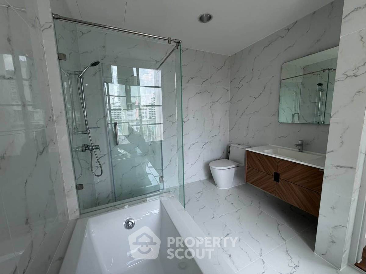 picture 200m To BTS Asoke | 2-BR Citi Smart Sukhumvit 18 (ID 3367783) - 14/20