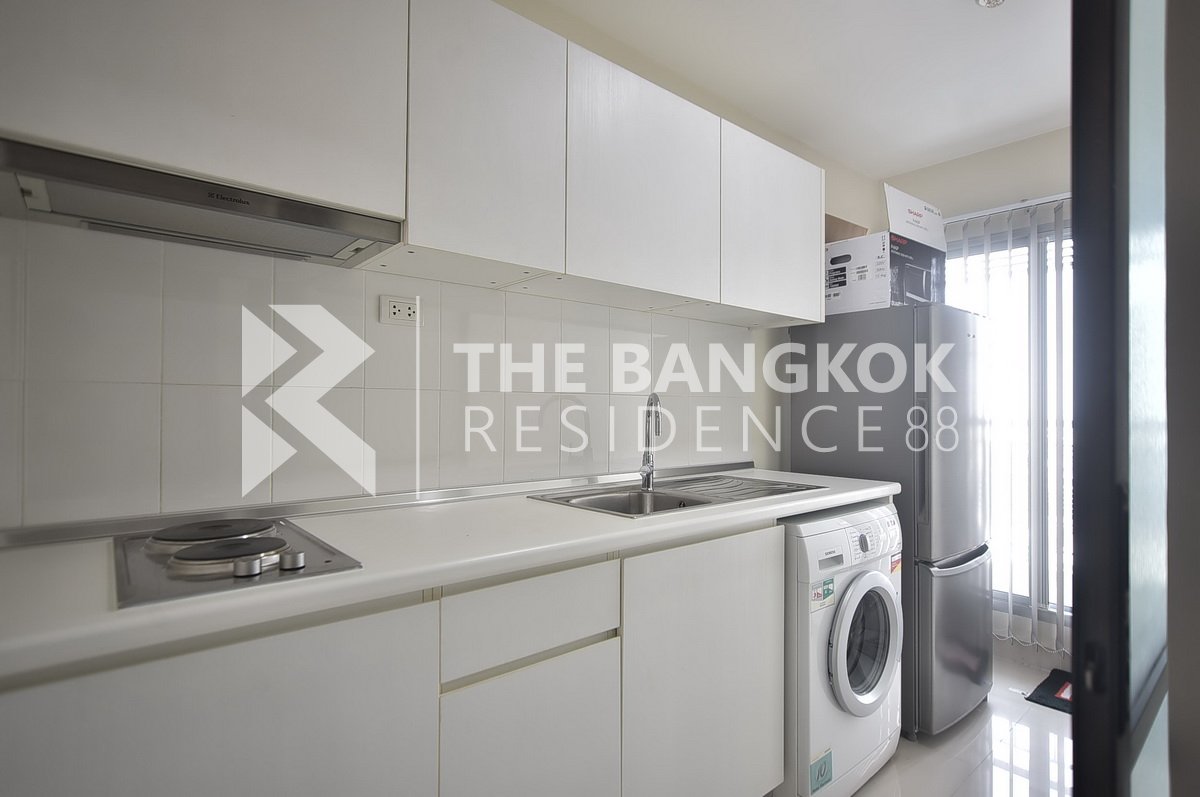 picture Life@Ladprao 18 near MRT Lat Phrao Station Move-in Ready, Just Bring Your Stuff - 8/10