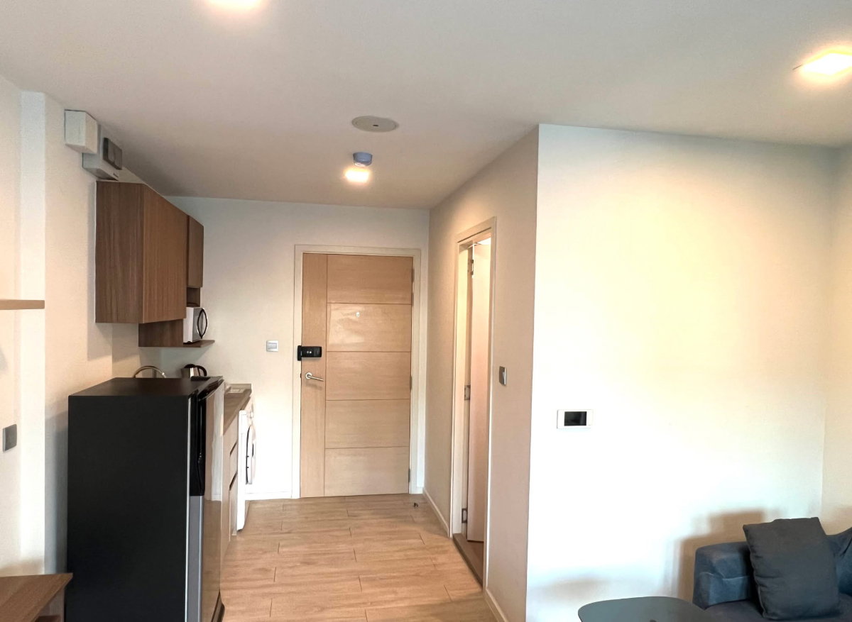 picture Kave Condo for rent, located opposite Bangkok University Rangsit Campus. Available for move-in from Oct 2026 - 4/17