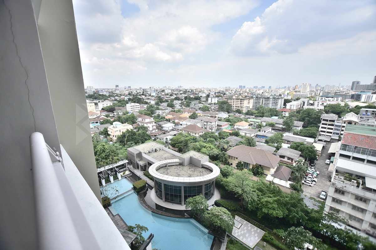รูป ห้ามพลาด!! ยูนิตสุดแรร์ ริธึ่ม รัชดา ใกล้ MRT สถานีรัชดาภิเษก - รูปที่ 1/10