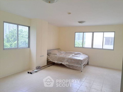 คอนโด สตูดิโอ ที่ ลุมพินี เซนเตอร์ สุขุมวิท 77 ใกล้ BTS อ่อนนุช (ID 3369976)
