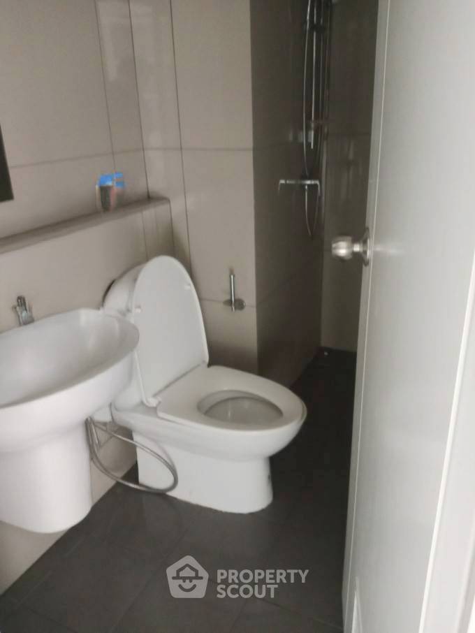 picture 1-BR Condo at The Tree Hua Mak close to Ramkhamhaeng (ID 3369698) - 1/4