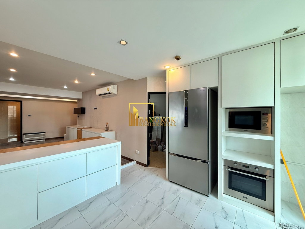 picture Royal Castle | Renovated 4 Bed Condo in Phrom Phong Area - BR18837CD - 12/50