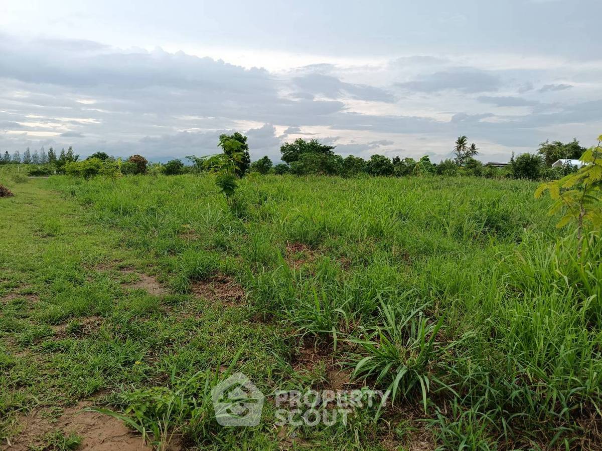 picture 2,384 m² Land for Sale in Mueang Prachuap Khiri Khan (ID 3369161) - 4/6