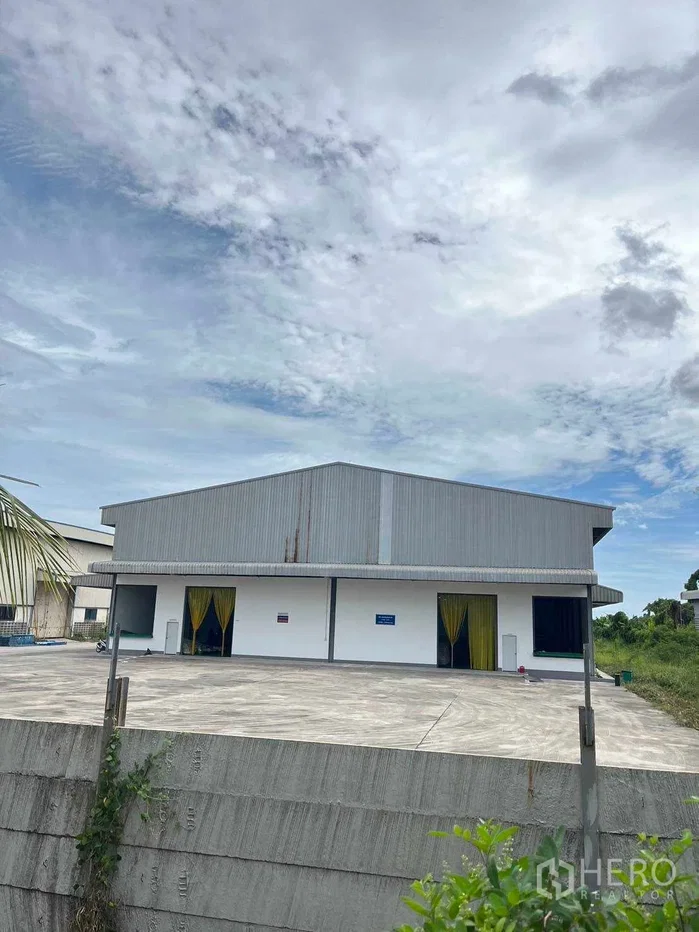 picture For sale Factory 8900 sqm in Nikhom Phatthana, Rayong - 10/25