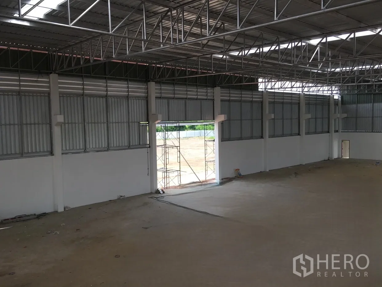 รูป ขาย โกดัง 1200 ตรม ไทรใหญ่ ไทรน้อย นนทบุรี - รูปที่ 5/8