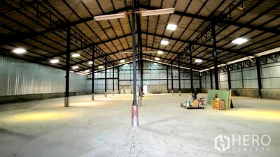 Factory for rent วิทยาลัยเทคนิคสมุทรปราการ : For rent Factory 5000 sq.m. in Mueang Samut Prakan, Samut Prakan