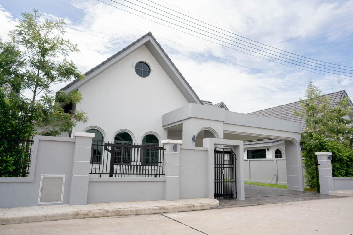 รูป NewProject-3 - ขายบ้านเดี่ยวชั้นเดียว "PANSY" โครงการ The Baroni Ranong บ้านสวยสไตล์ยุโรป พื้นที่ใช้สอย 177 ตร.ม. บนที่ดิน 85 ตร.ว. - รูปที่ 1/12
