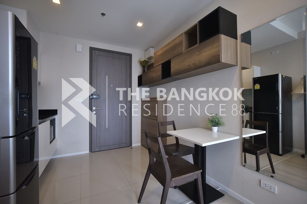 picture Quinn Condo Ratchada High-potential Location, Not as Expensive as You Think near MRT Sutthisan Station - 3/10