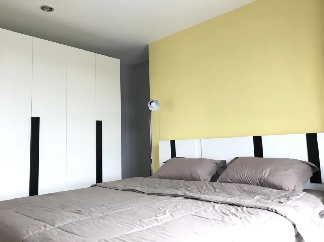 picture 2 Bedroom Condo for sale at Regent Home 4  1649158 - 8/12