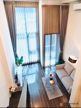 KnightsBridge Space Rama9 Convenient Travel, Great Value per Square Meter near MRT Rama 9 Station