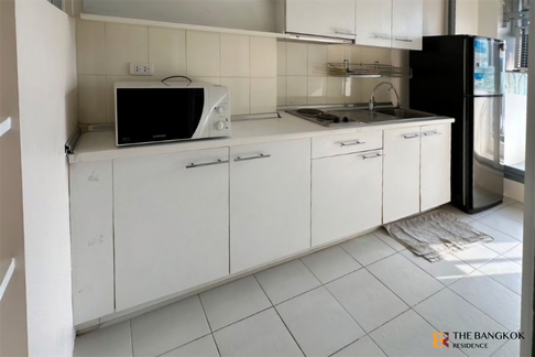 Life@Ratchada - Huaikhwang near MRT Huai Khwang Station Ready-to-move-in Condo, Great Value