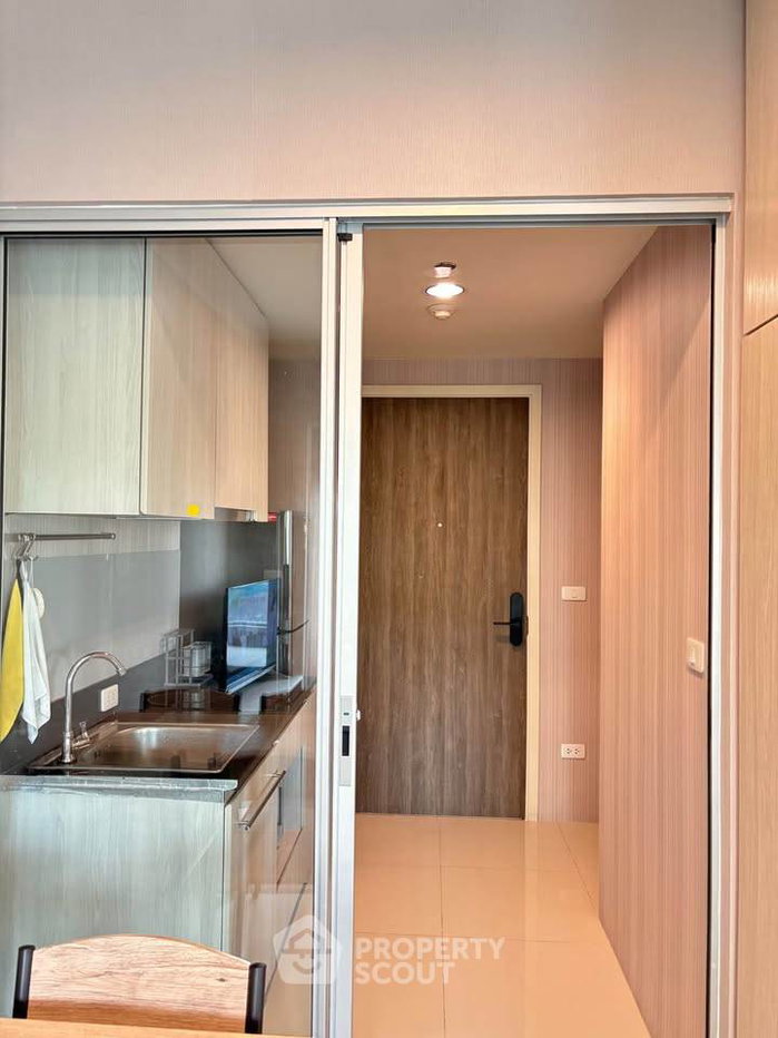 picture 100m From BTS Pu Chao | 1-BR Niche Mono Sukhumvit-Puchao (ID 3368341) - 13/24