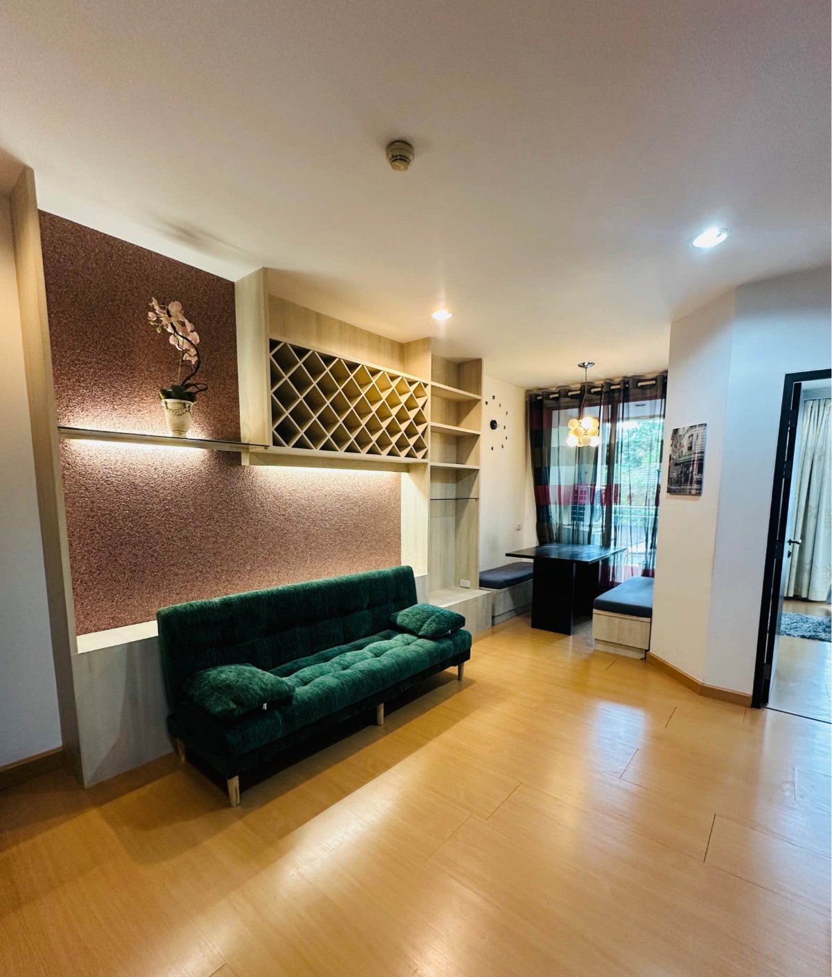 The Address 42 1 Bedroom ใกล้ BTS เอกมัย 300 เมตร เช่า 20000 บาท