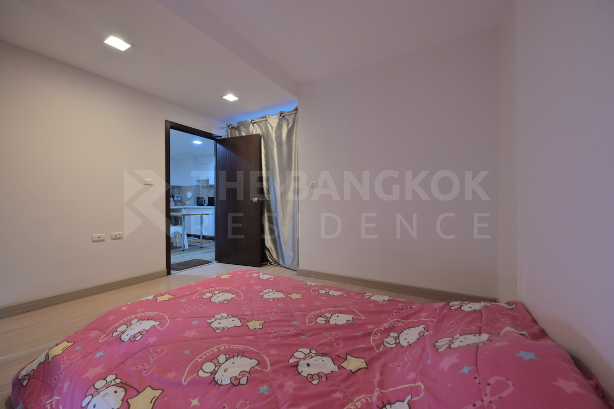 picture Condo D Ratchada 19 near null Maiyalap High-potential Location, Not as Expensive as You Think - 2/10