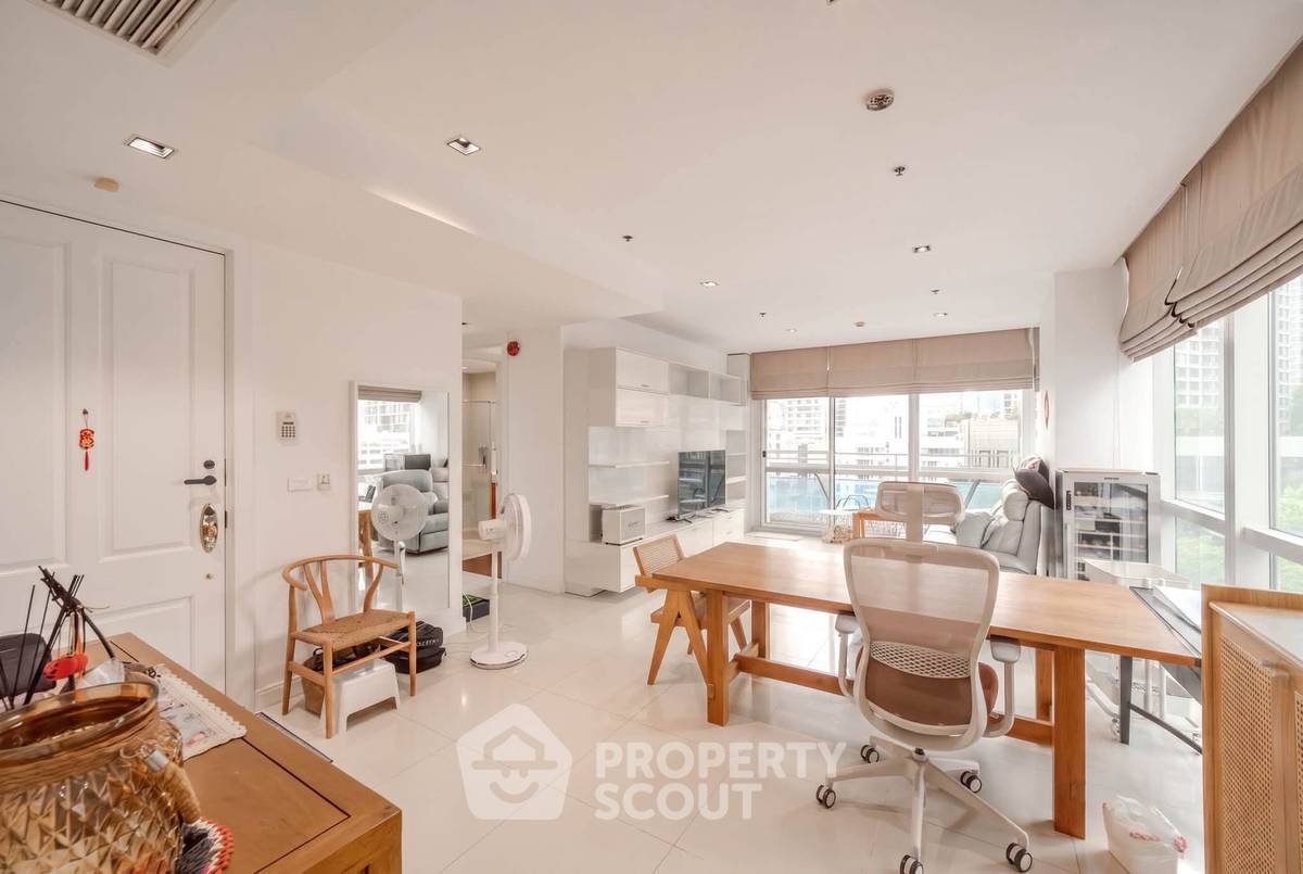 picture 2-BR Condo at Athenee Residence near BTS Phloen Chit (ID 3370348) - 10/14
