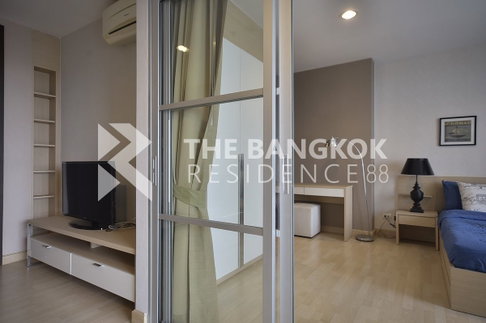 RHYTHM Ratchada High-potential Location, Not as Expensive as You Think near MRT Ratchadaphisek Station