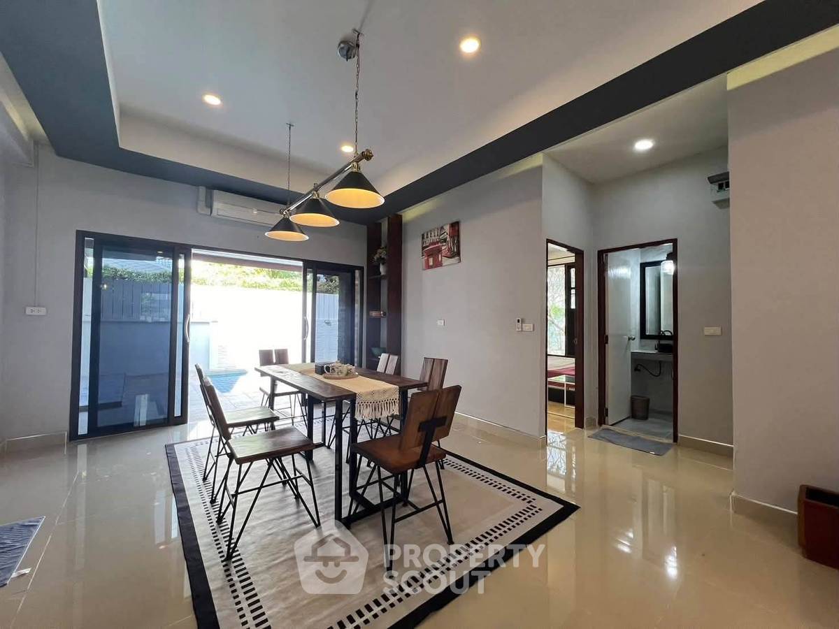 รูป วิลล่า 3-ห้องนอน ใกล้ บ้านศิลปินหัวหิน (ID 3369914) - รูปที่ 3/13