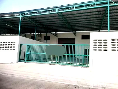 Factory for rent : For rent or sale Factory 1117 sqm in Bang Phli, Samut Prakan