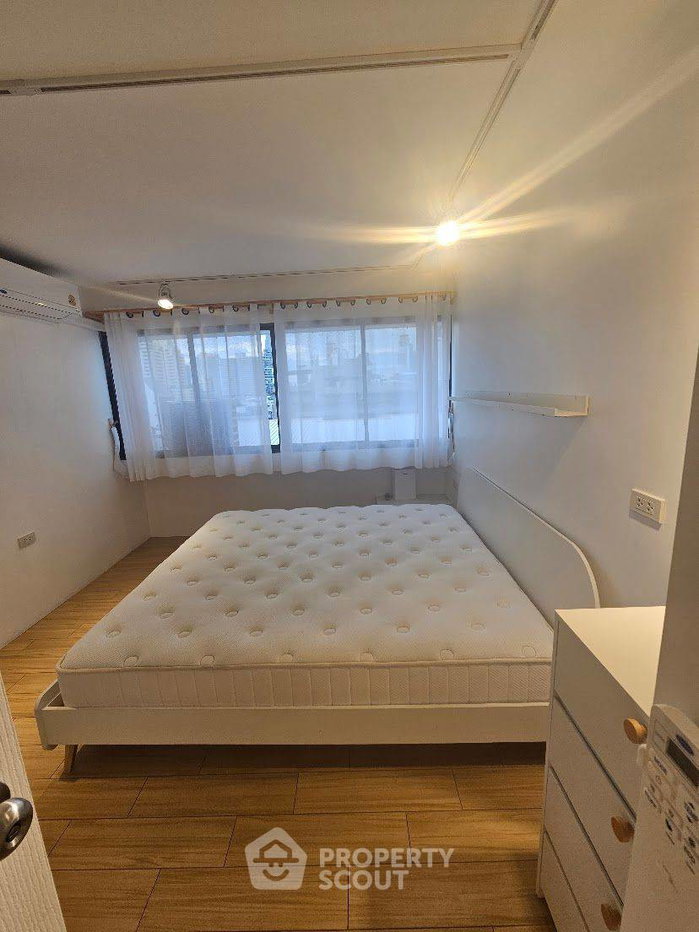 picture Pet-Friendly 2-BR At Yada Residental Condominium, BTS Phrom Phong (ID 3369340) - 3/11