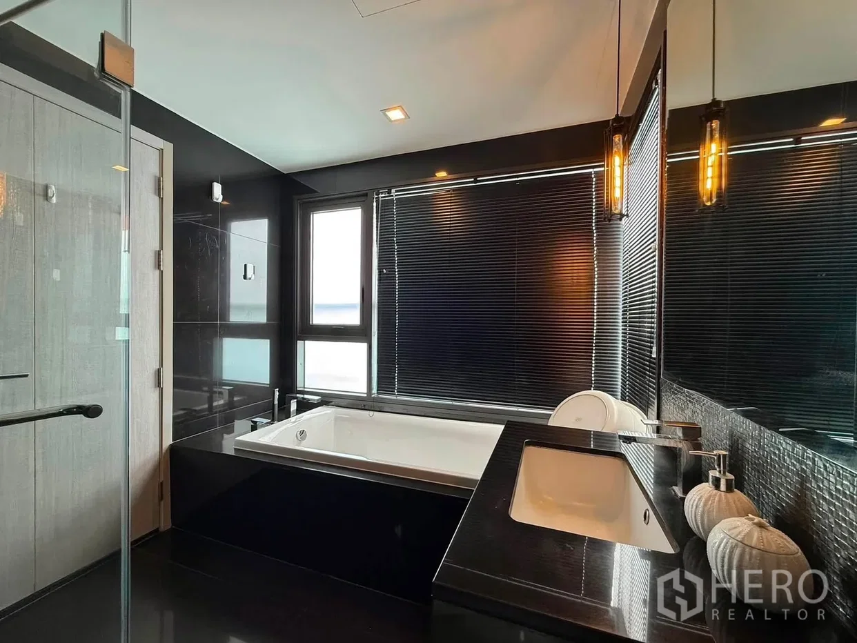 รูป ให้เช่า คอนโด 2 ห้องนอน Rhythm Sukhumvit 36 - 38 (ริธึม สุขุมวิท 36 - 38) พระโขนง คลองเตย กรุงเทพมหานคร BTS ทองหล่อ - รูปที่ 14/20