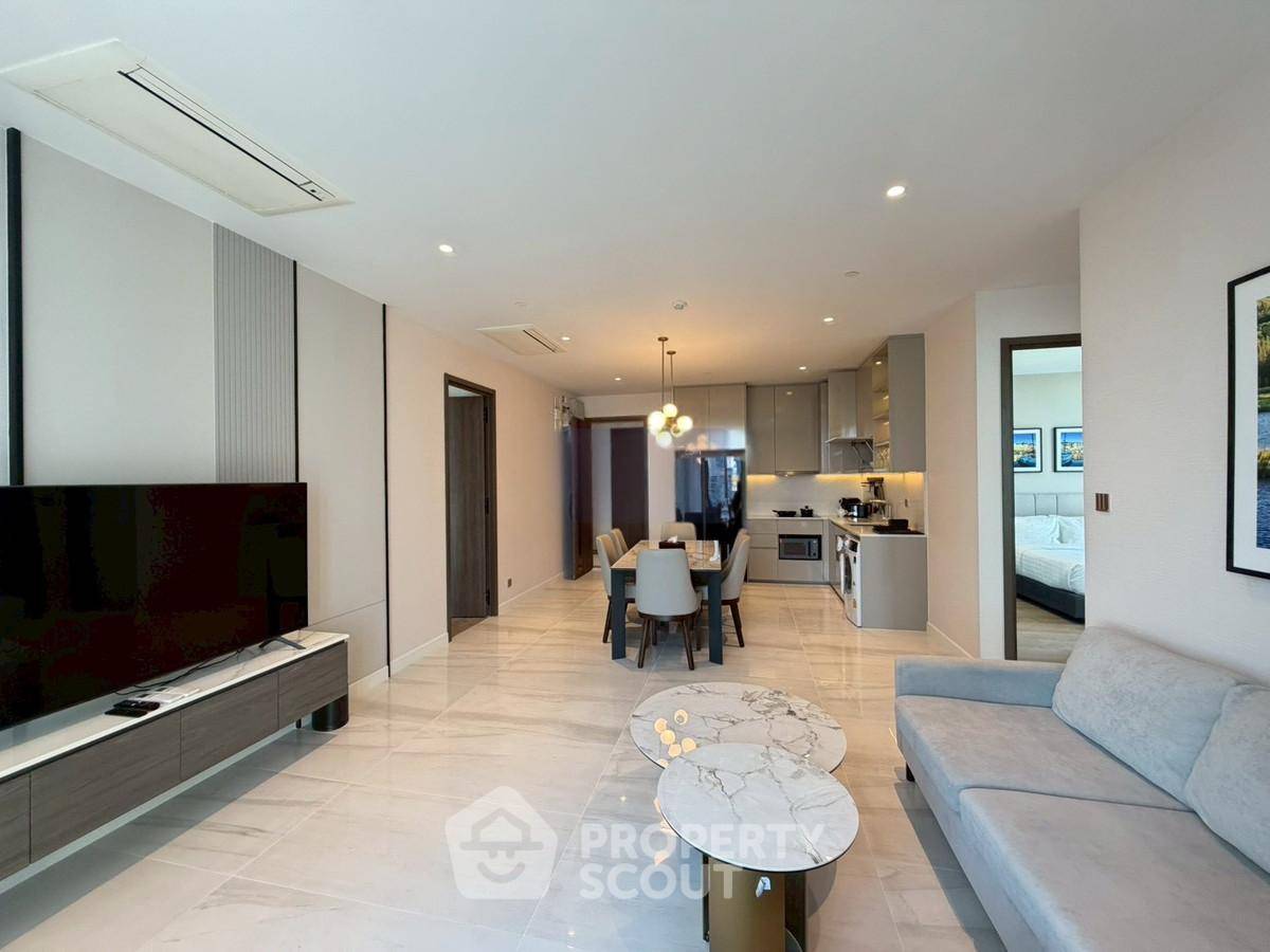 picture 33rd-Floor 3-BR Condo At Supalai Icon Sathon Near MRT Silom (ID 2894860) - 2/7