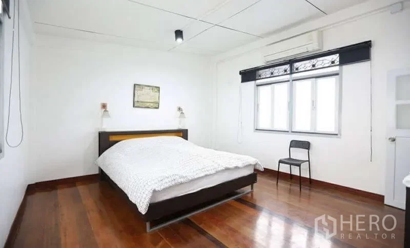 picture For rent Home Office 180 sqm in Phra Khanong, Khlong Toei, Bangkok BTS Phra Khanong - 4/8