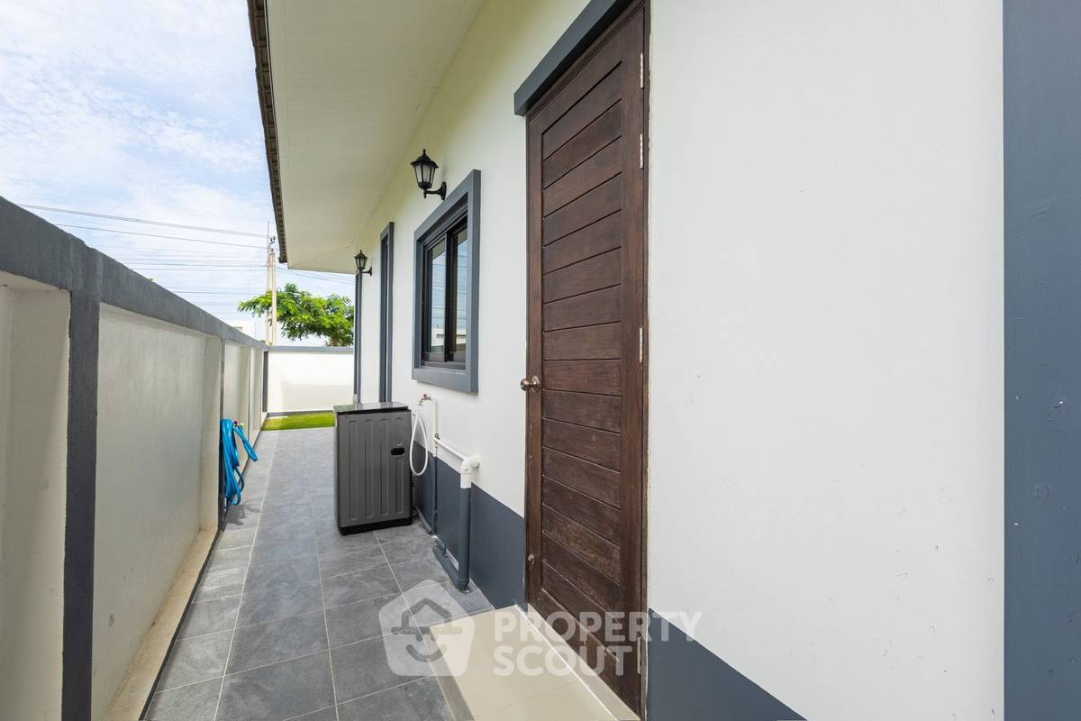 รูป วิลล่า 3-ห้องนอน ใน หินเหล็กไฟ (ID 2248774) - รูปที่ 28/30