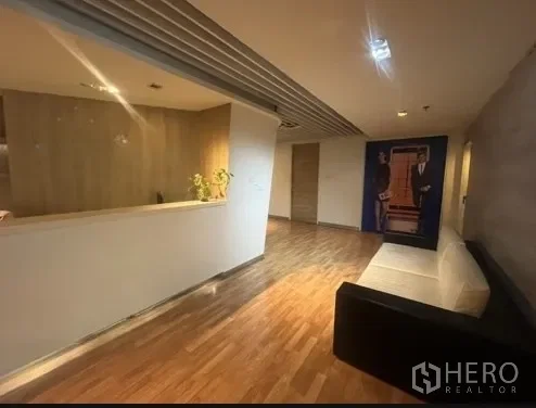 picture For Rent Office Space 410 sqm in Khlong Toei Nuea, Watthana, Bangkok BTS Asok - 3/5