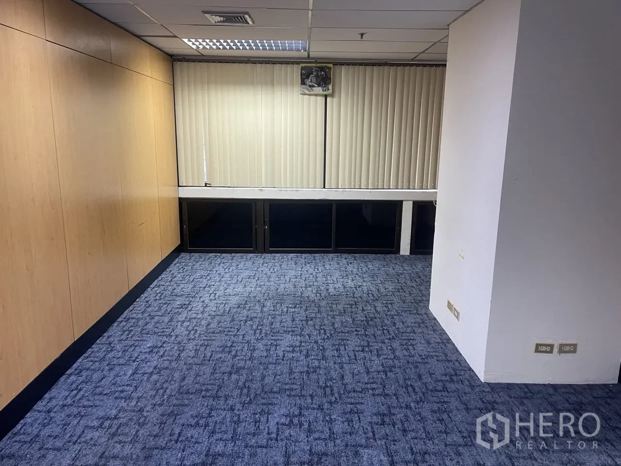 picture For rent Office Space 269 sq.m. in Khlong Toei, Khlong Toei, Bangkok BTS Asok - 7/9