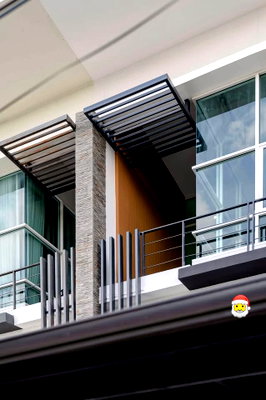 เช่าทาวน์โฮม ถนนนาคนิวาส : 🏡 ทาวน์โฮมรีโนเวทใหม่ ลาดพร้าว–นาคนิวาส 4 ห้องนอน 5 ห้องน้ำ บ้านสวยสไตล์ Modern Loft | พื้นที่ใหญ่ ฟังก์ชันครบ | พร้อมเข้าอยู่