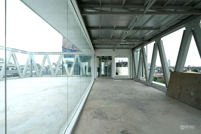 Office for rent Sukhumvit Road : For rent or sale Office Space 1500 sqm in Suan Luang, Suan Luang, Bangkok