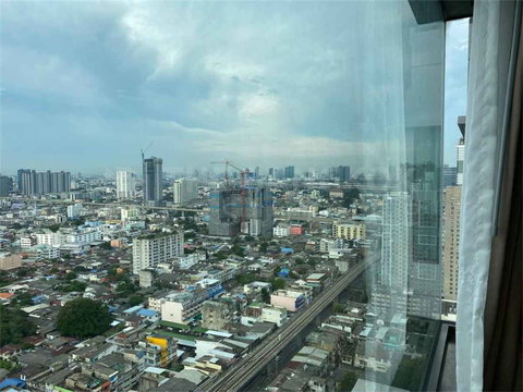 สะดวกสบายพร้อมเข้าอยู่ เดอะ สเตจ เตาปูน อินเตอร์เชนจ์ ใกล้ MRT สถานีเตาปูน