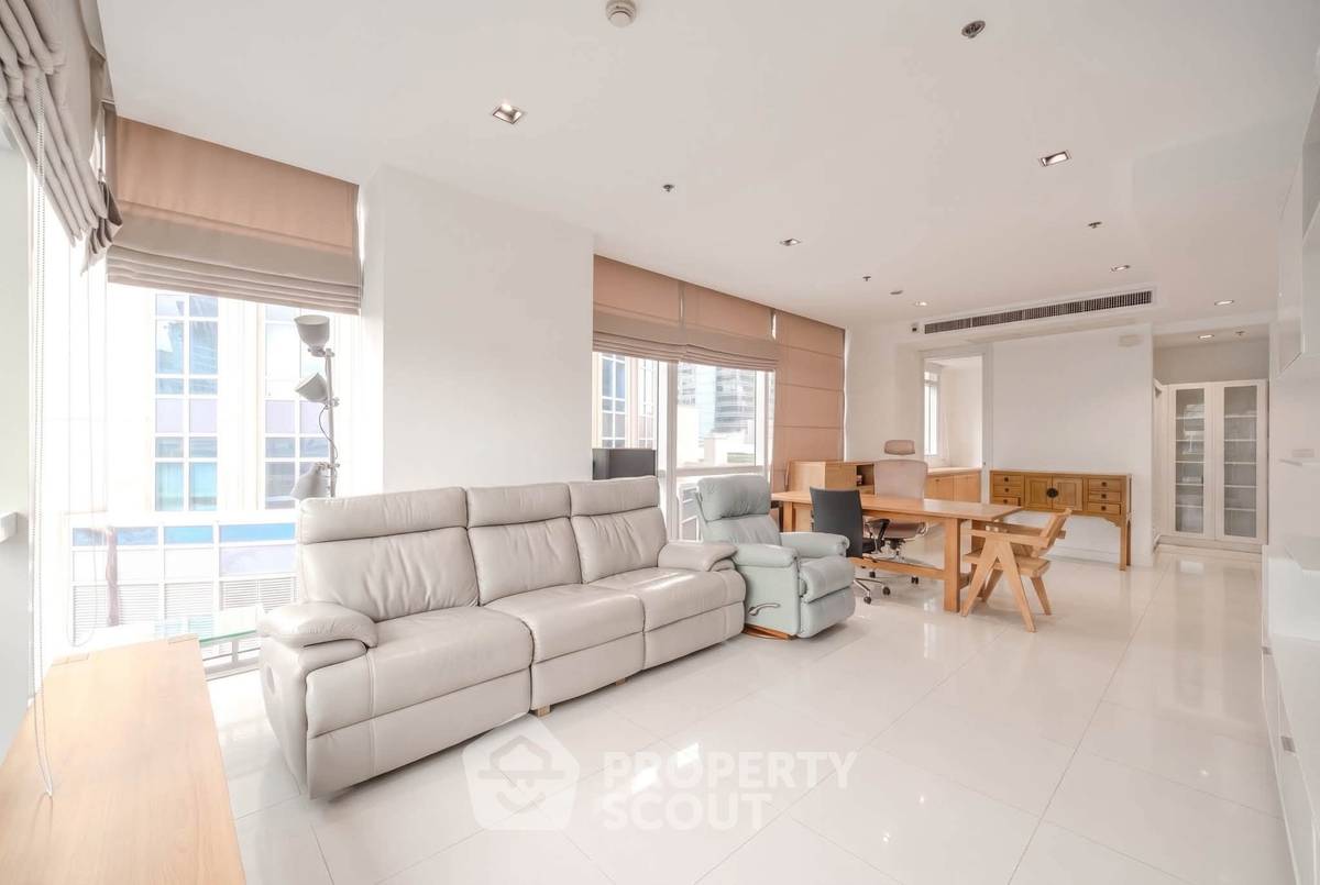 picture 2-BR Condo at Athenee Residence near BTS Phloen Chit (ID 3370348) - 8/14