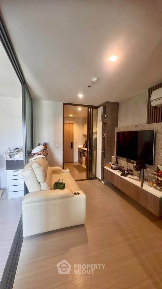 picture 1-BR Condo at Life Sathorn Sierra near BTS Talat Phlu (ID 3368545) - 1/17