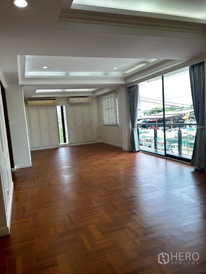 รูป ให้เช่าหรือขาย โชว์รูม 860 ตรม ราชาเทวะ บางพลี สมุทรปราการ - รูปที่ 8/20