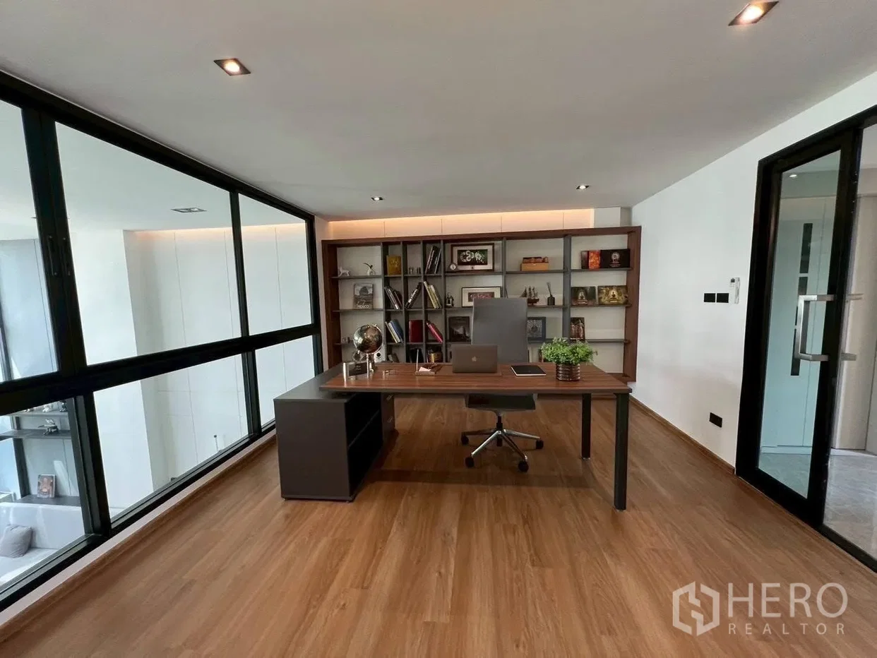 picture For rent or sale Home Office 420 sq.m. in Mueang Samut Prakan, Samut Prakan - 3/8