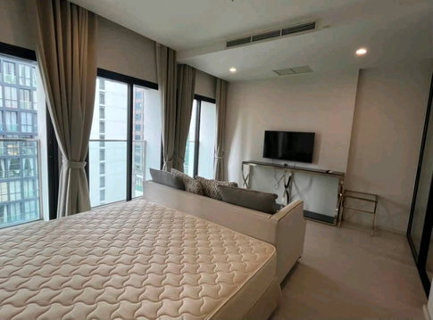 Noble Ploenchit | เฟอร์นิเจอร์และเครื่องใช้ไฟฟ้าครบครัน # AS-7935