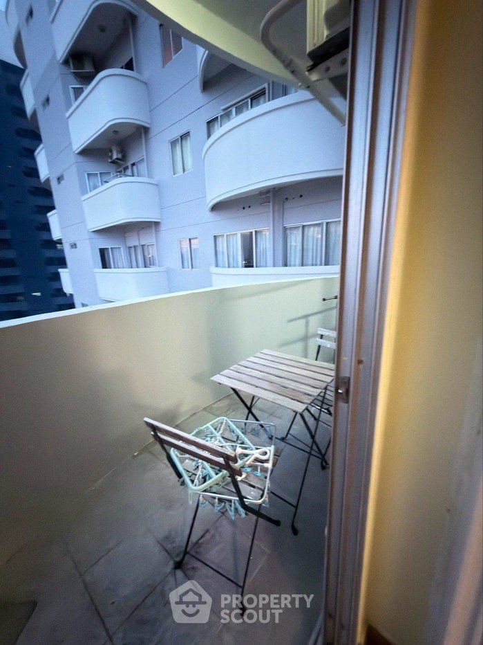 picture 1-BR Condo at Wittayu Complex near BTS Phloen Chit (ID 3367279) - 14/16
