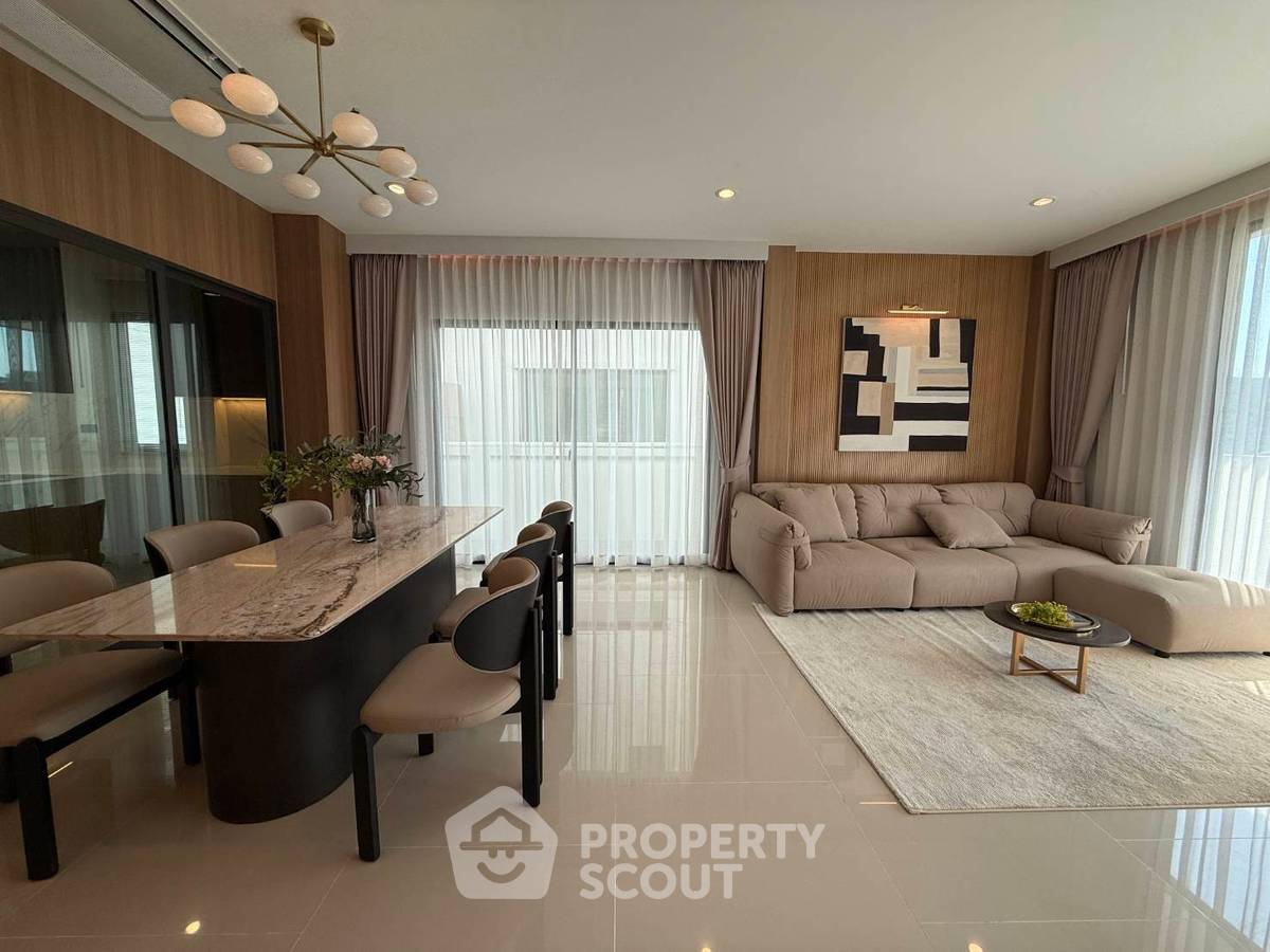 picture 4-BR House near BTS Bang Na (ID 3371495) - 4/18