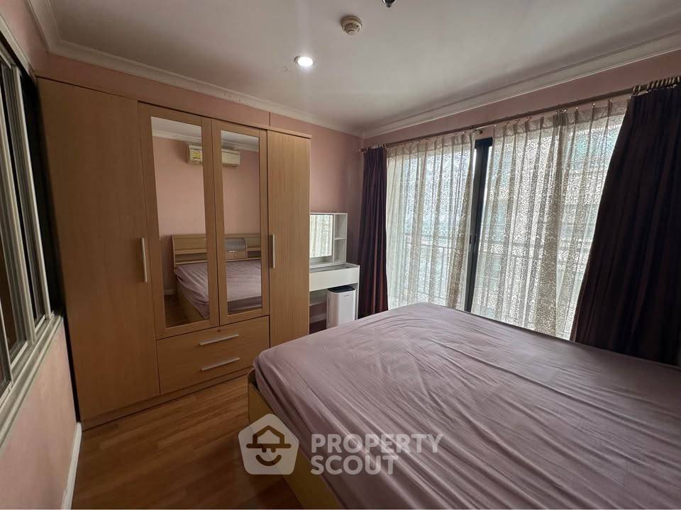 picture 27th-Floor 1-BR At Lumpini Place Narathiwas Ratchanakarin (ID 2113471) - 4/13