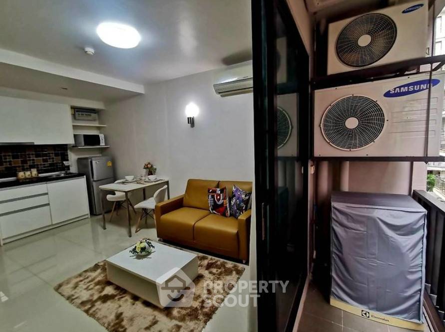 picture 1-BR Condo at Le Cote Sukhumvit 14 near BTS Asok (ID 3113738) - 9/9