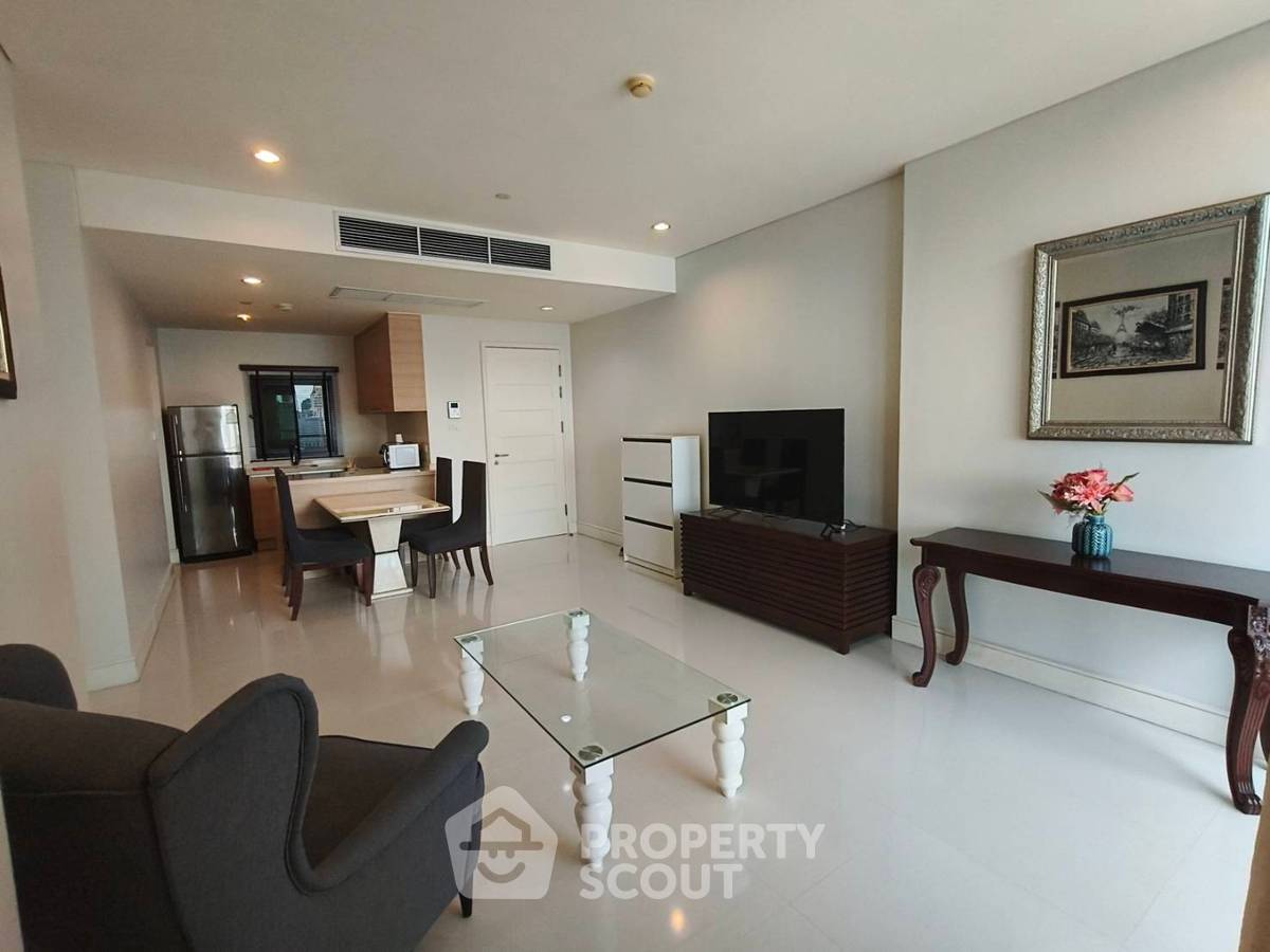 picture 2-BR Condo at Aguston Sukhumvit 22 near MRT Queen Sirikit National Convention Centre (ID 3371447) - 1/15