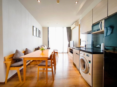 FOR RENT-- 2 BEDROOM 56 SQ.M -- READY TO MOVE IN -- CALL NOW 094-641-5974