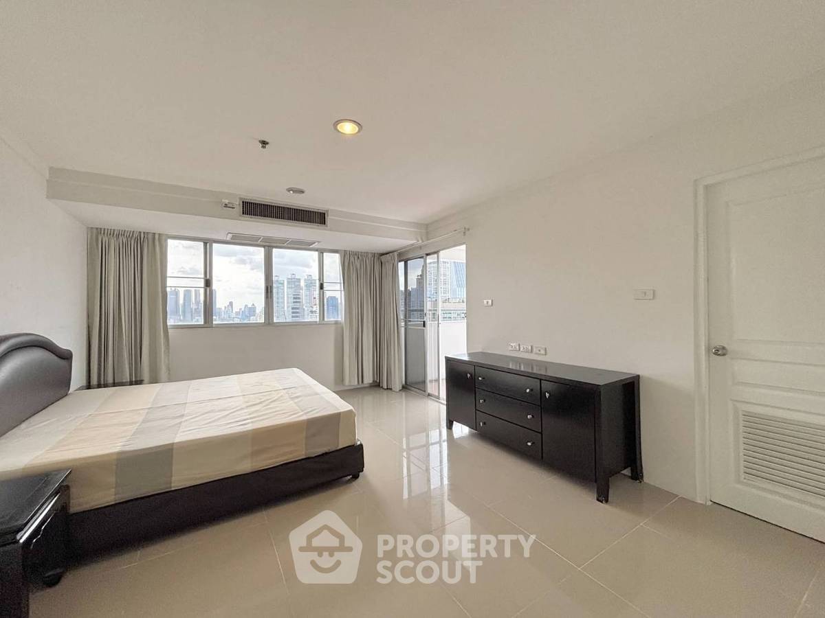 picture 25th-Floor 3-BR At Waterford Diamond Tower Near BTS Phrom Phong (ID 3369348) - 6/11