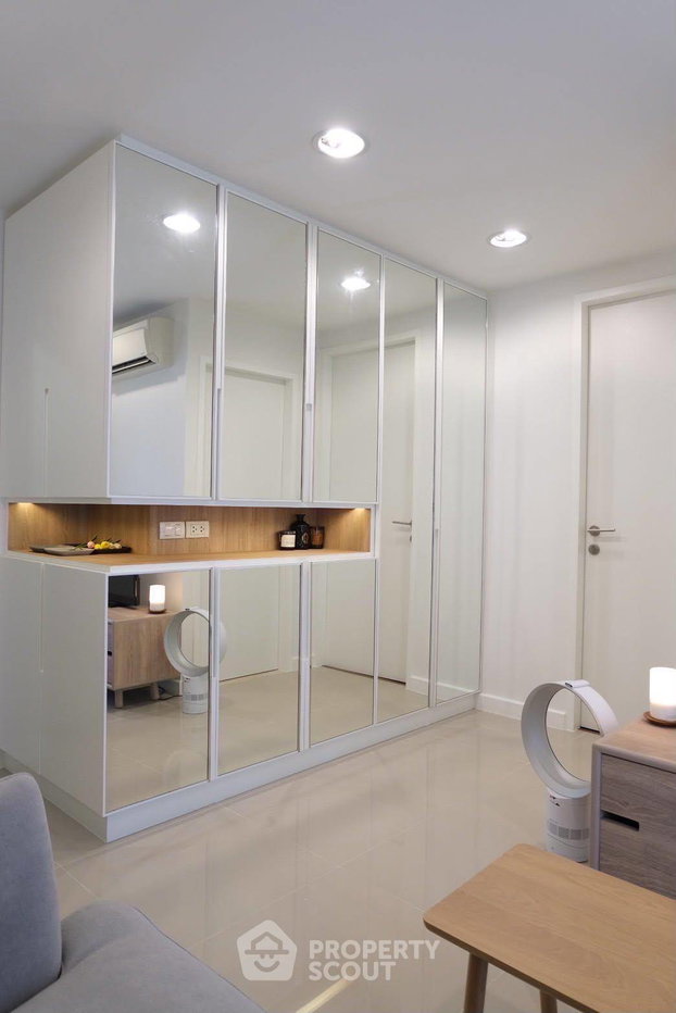รูป คอนโด 1-ห้องนอน ที่ ซีนิธ เพลส สุขุมวิท 42 คอนโดมิเนียม ใกล้ BTS เอกมัย (ID 3369134) - รูปที่ 2/14