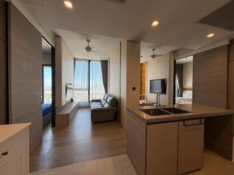 For Rent The Crest Park Residences | 2 Bed| Add line: @agentkarn