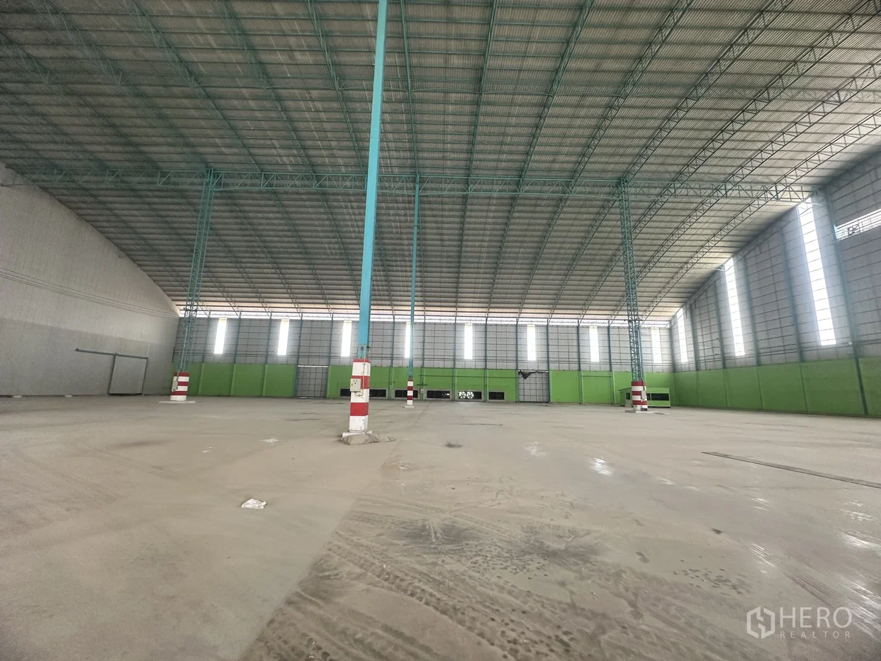 picture For rent Warehouse 8000 sq.m. in Khun Si, Sai Noi, Nonthaburi - 5/8