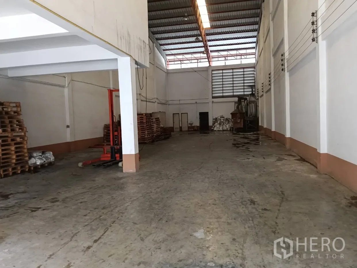 รูป ให้เช่าหรือขาย โรงงาน 400 ตรม บางพลี สมุทรปราการ - รูปที่ 2/3