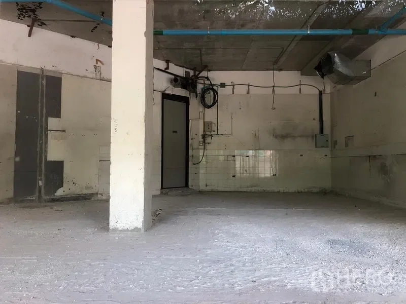 picture For rent Retail Space 243 sqm in Khlong Toei, Khlong Toei, Bangkok BTS Asok - 4/5
